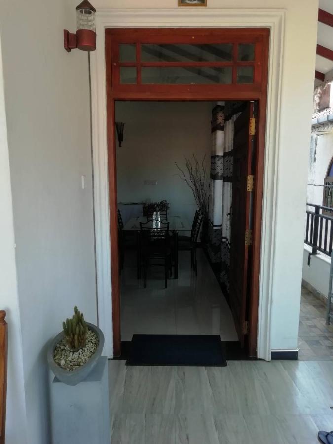 Reshani Guest House เนกอมโบ ภายนอก รูปภาพ