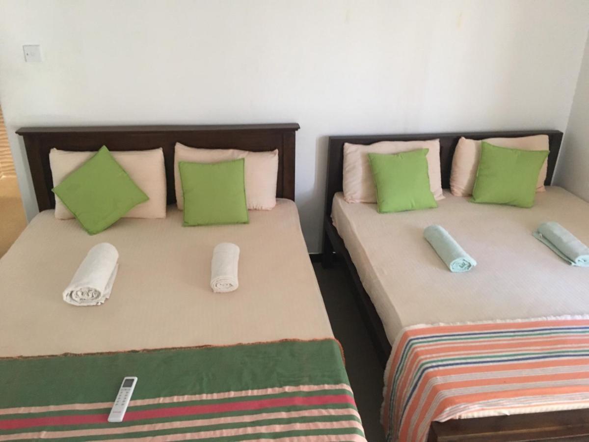 Reshani Guest House เนกอมโบ ภายนอก รูปภาพ