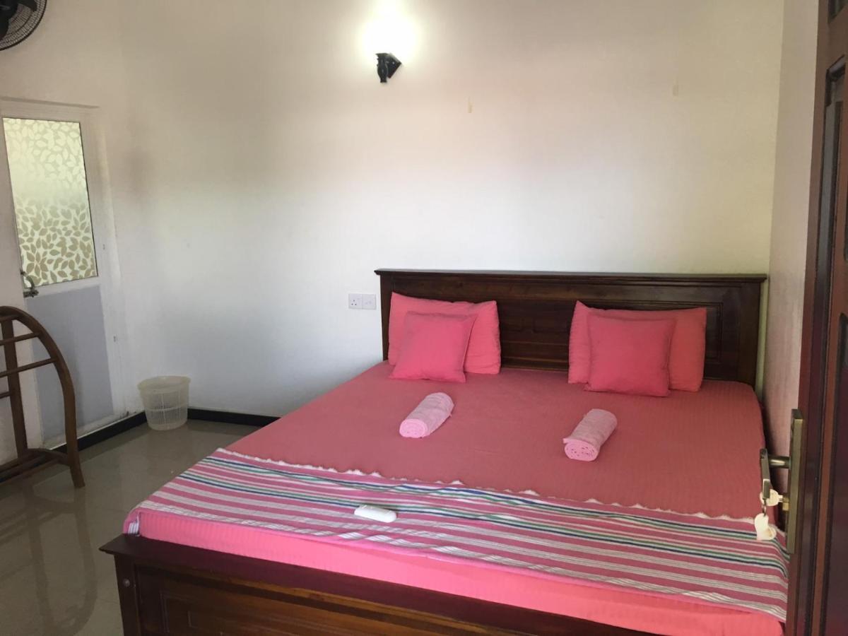 Reshani Guest House เนกอมโบ ภายนอก รูปภาพ